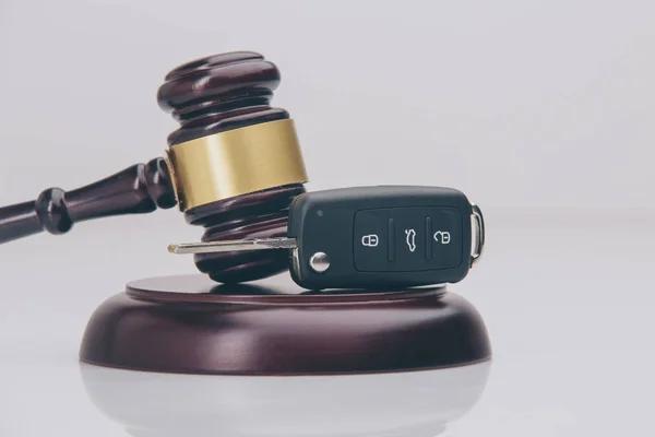 Personal Injury Attorneys and the Legal Process of Suing for Unsafe E-Scooter Accidents